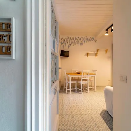 Apartment Loving Loppia - Glicine *