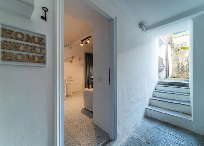 Apartment Loving Loppia - Glicine *