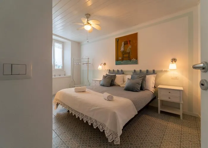 Apartamento Loving Loppia - Glicine *